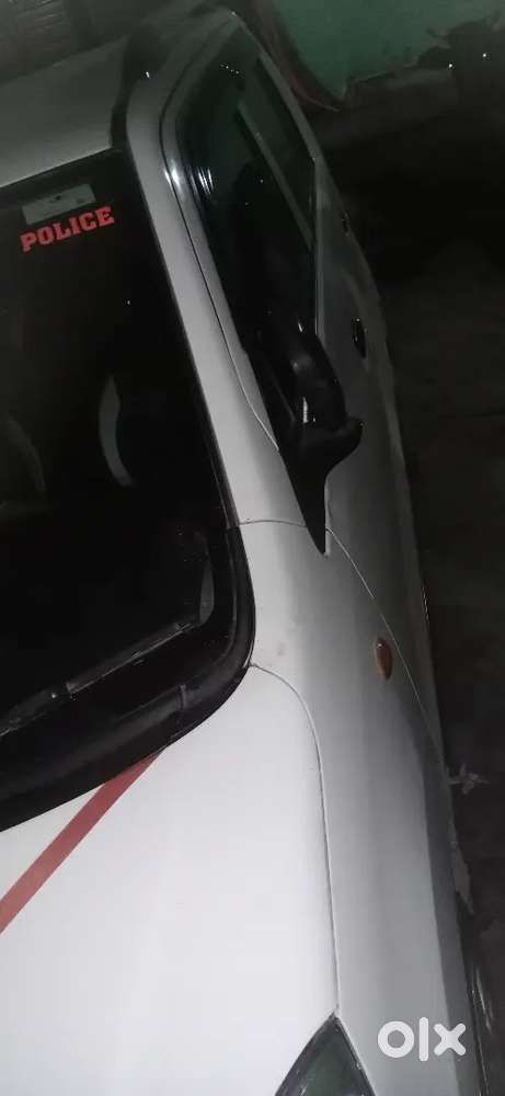 Mere Pass Do New Kar Hai Isliye Mujhe Is Kar Ko Bechna Hai