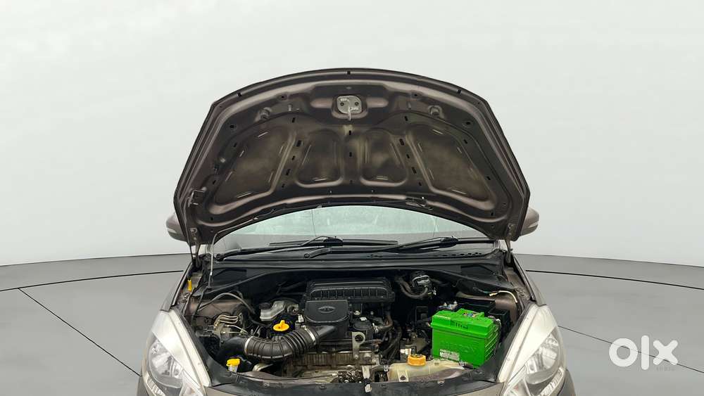 Tata Tiago 1.2 Revotron Xza, 2018, Petrol