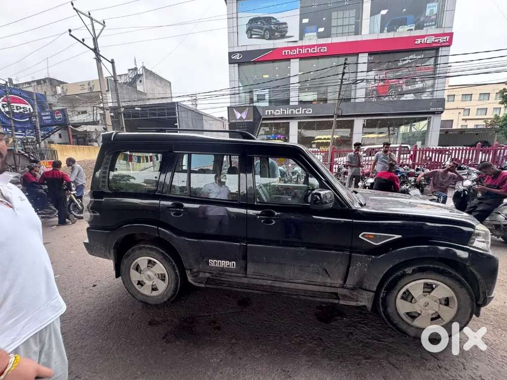 Mahindra Scorpio Diesel 2.2 Manual 2017