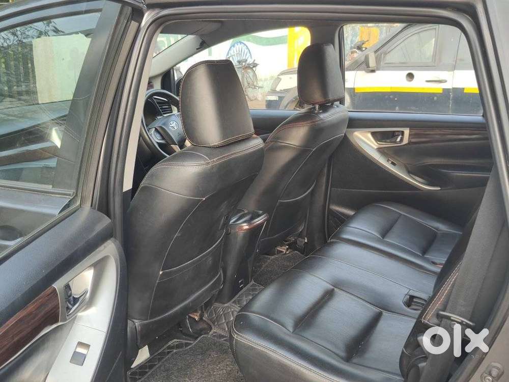 Toyota Innova Crysta 2.8 Gx At 8s, 2018, Diesel