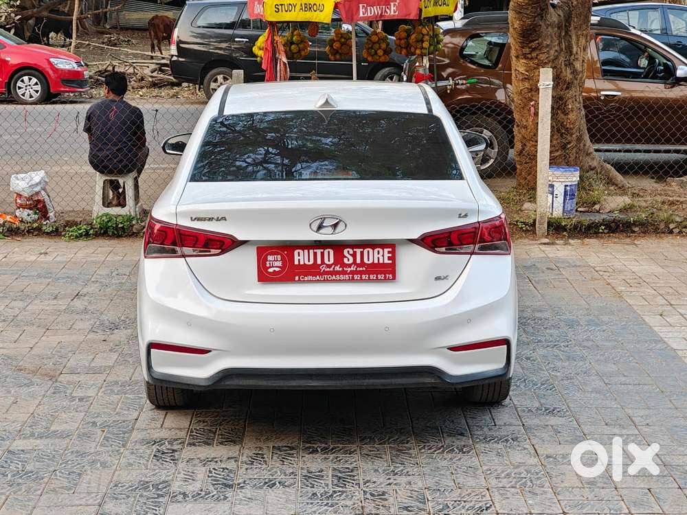 Hyundai Verna 1.6 Sx (o) Vtvt Se, 2018, Petrol