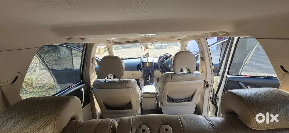 Xuv 500 W10 2015 Dec Exchange Also Availabel