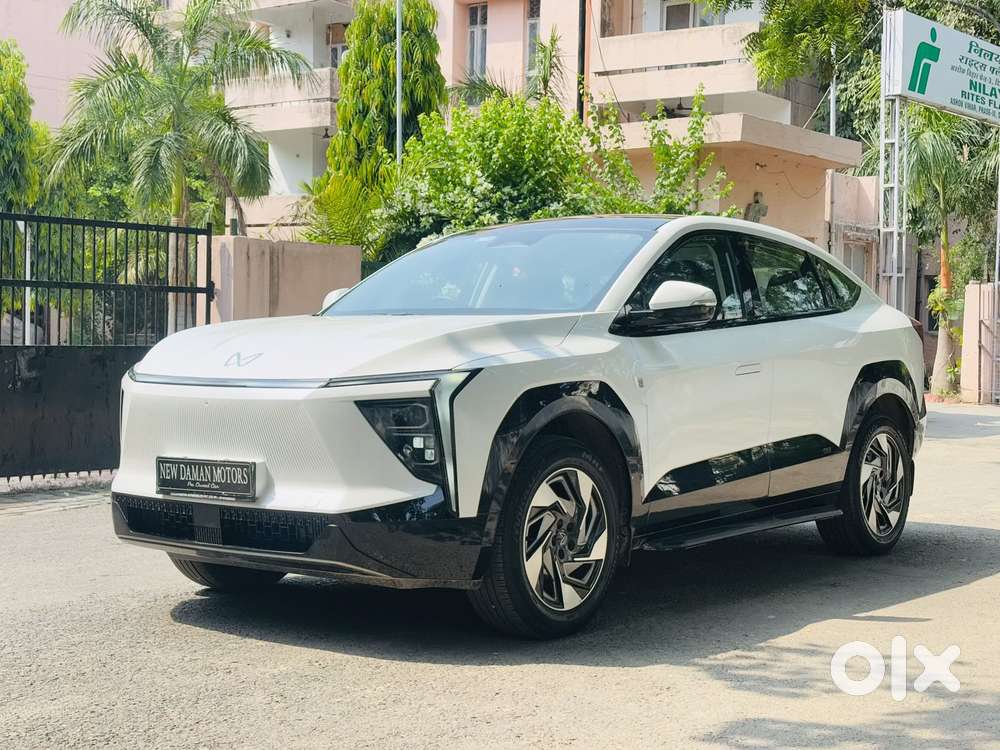 Mahindra Xev 9e Pack Two, 2025, Electric