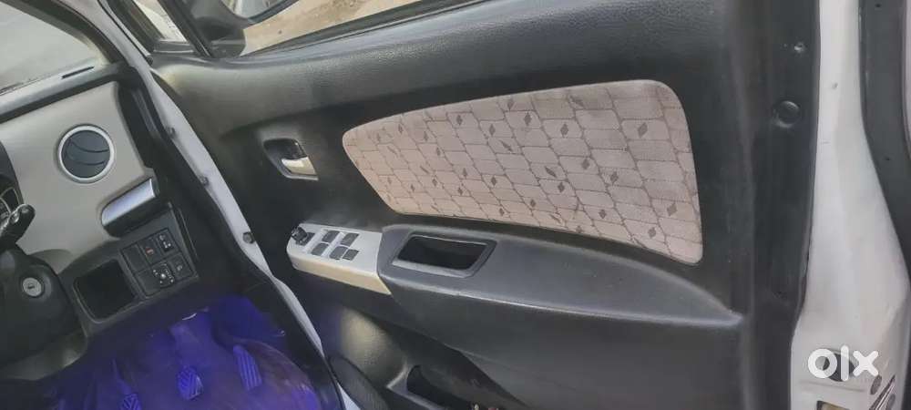 Maruti Suzuki Wagon R 2015 Petrol 75000 Km Driven