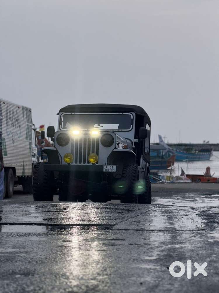 Mahindra Jeep 1993
