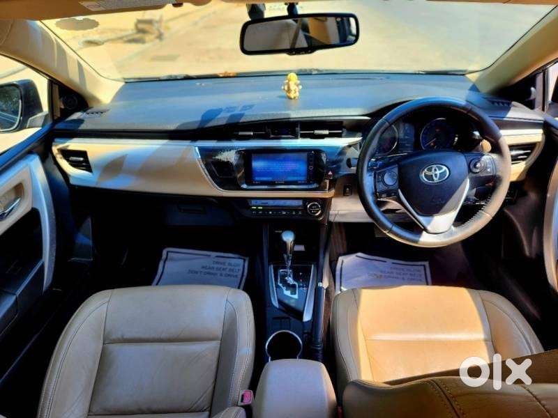 Toyota Corolla Altis, 2016, Petrol