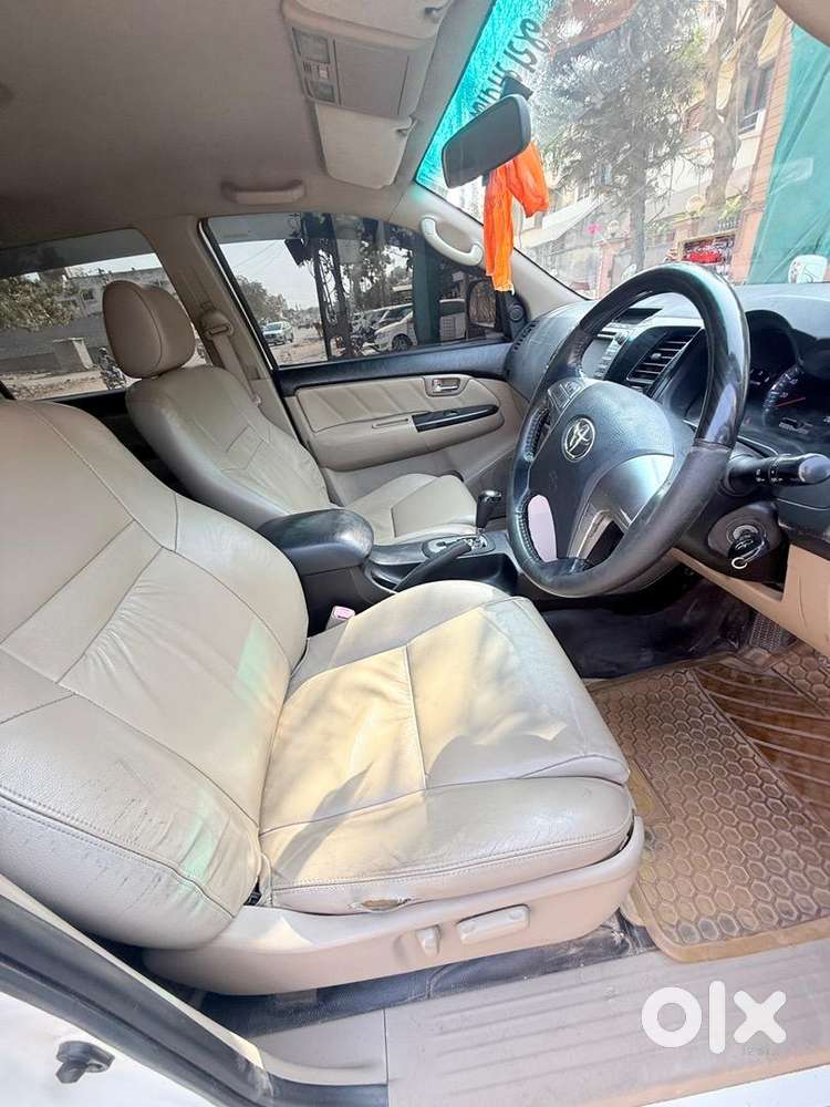 Toyota Fortuner 2015 Diesel Well Maintained