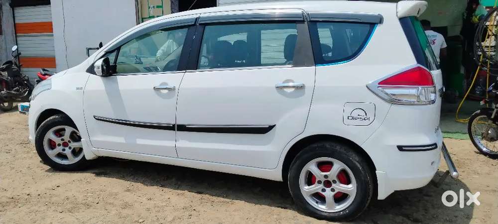 Maruti Suzuki Ertiga 2015 Diesel 11000 Km Driven