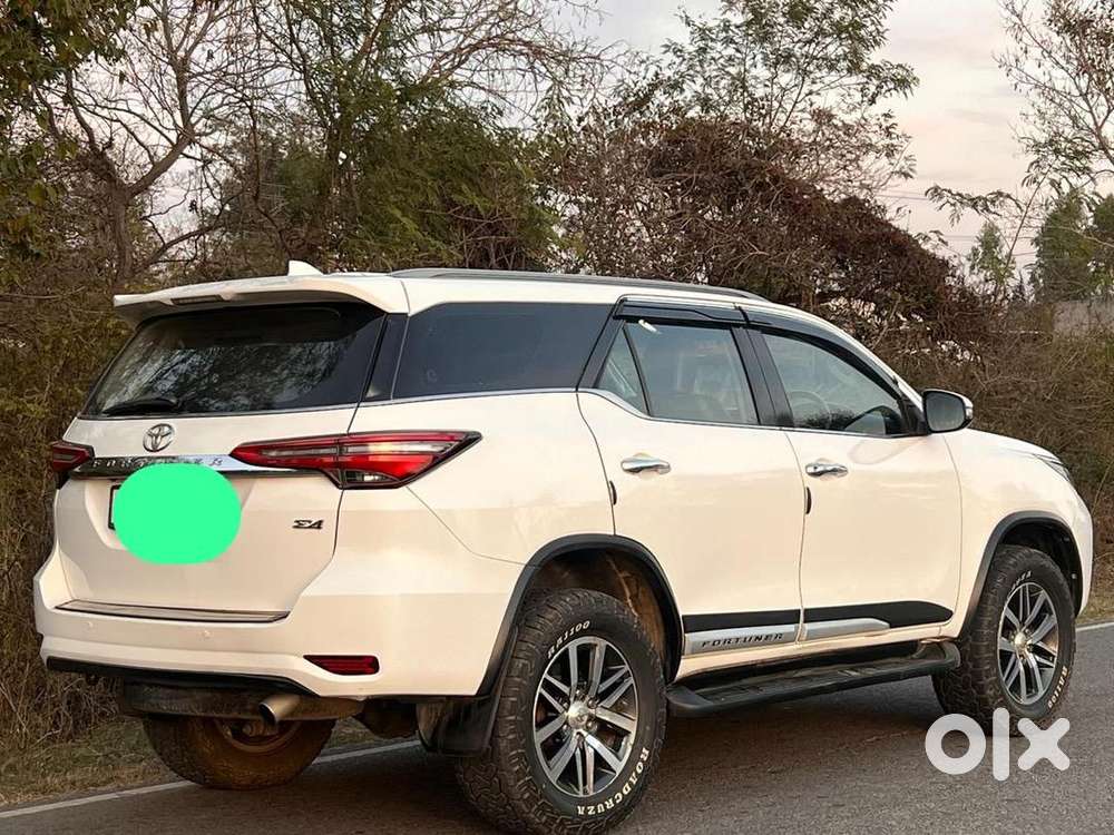Toyota Fortuner 2016 Diesel 107000 Km Driven