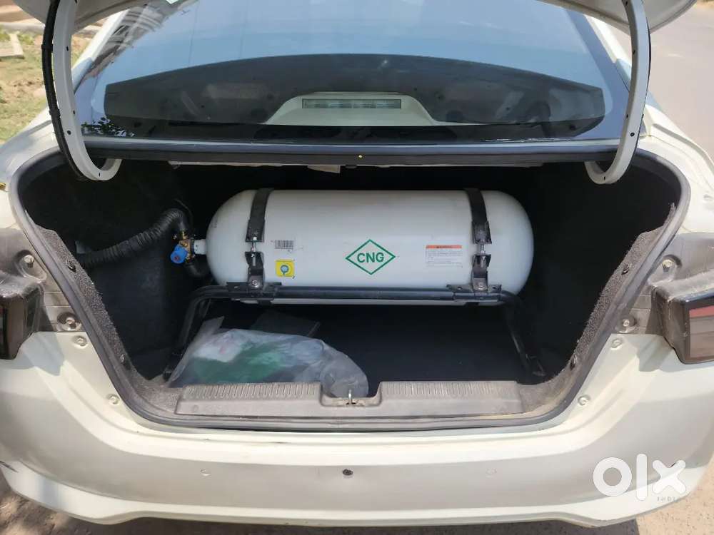 Maruti Suzuki Dzire 2025 Cng & Hybrids 38000 Km Driven
