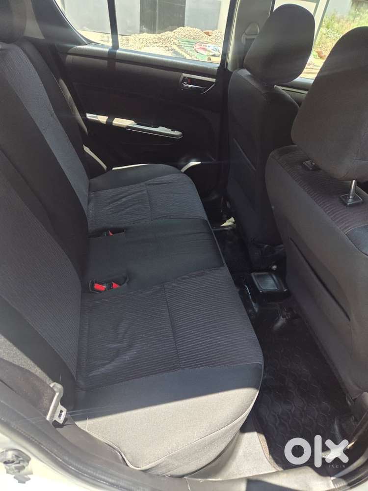 Maruti Suzuki Swift Vxi Optional, 2017, Petrol