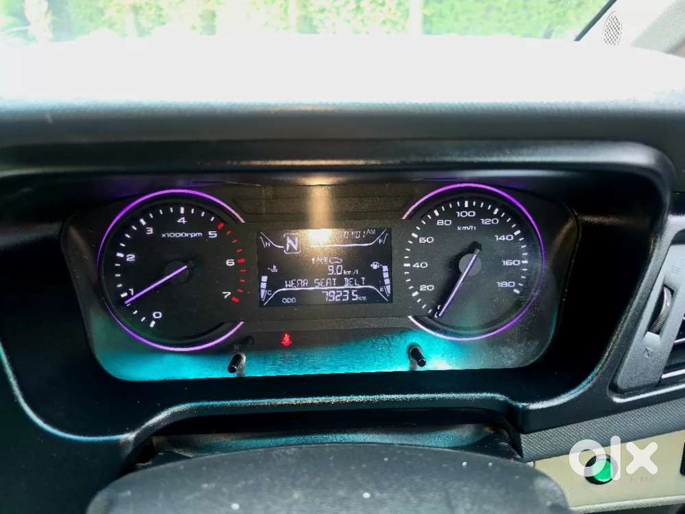 Mahindra Marazzo M4, 2019, Diesel