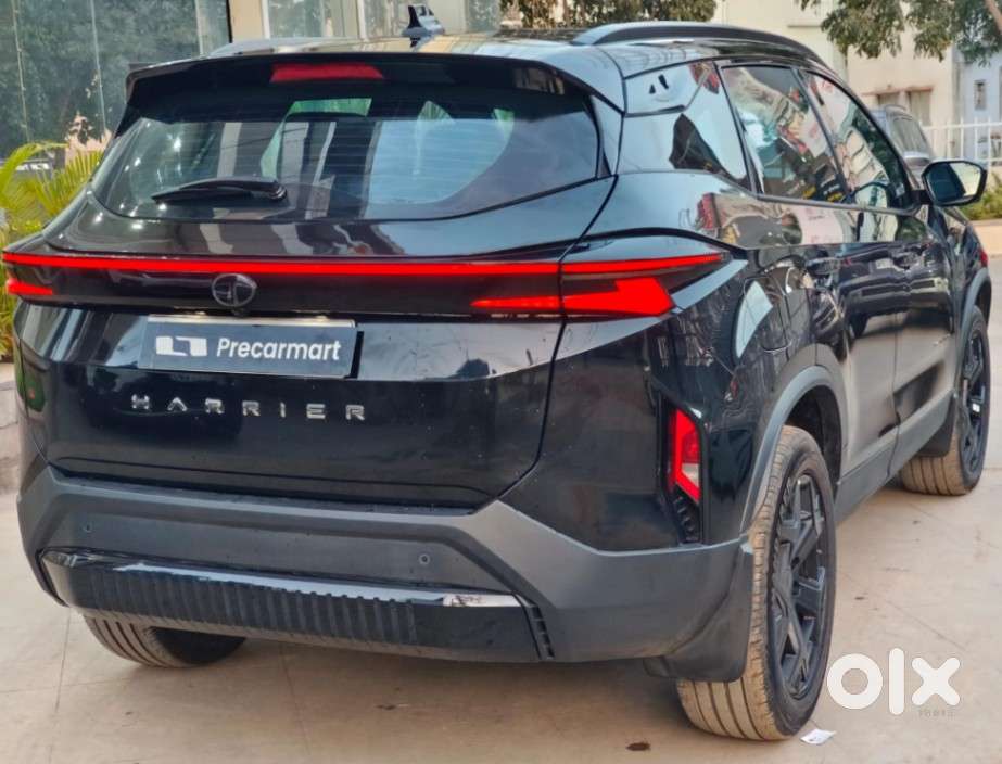 Tata Harrier Fearless Plus Dark Edition AT, 2025, Diesel