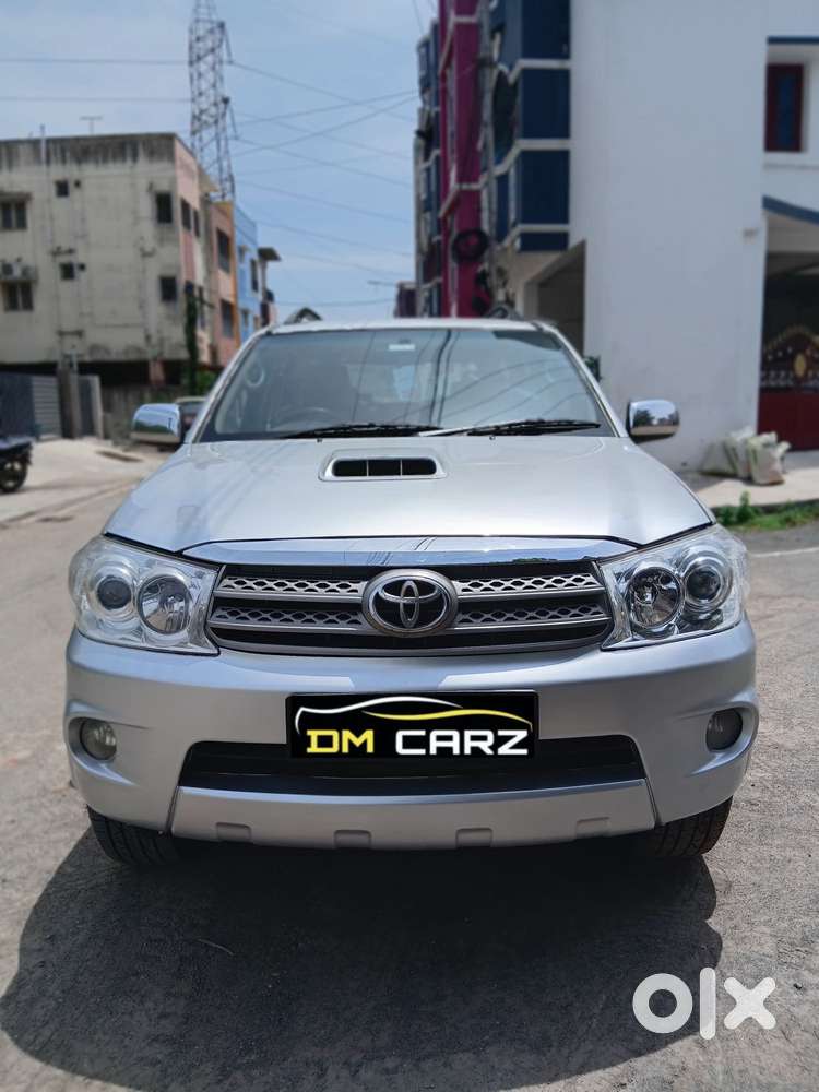 Toyota Fortuner 3.0 4x4 Manual, 2010, Diesel
