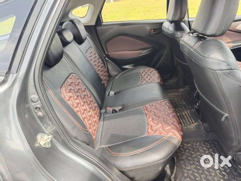 Maruti Suzuki Fronx Delta Plus 1.2l Mt, 2024, Petrol