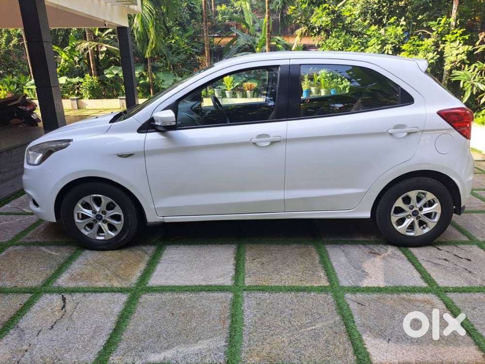 Ford Figo Petrol Titanium, 2017, Petrol