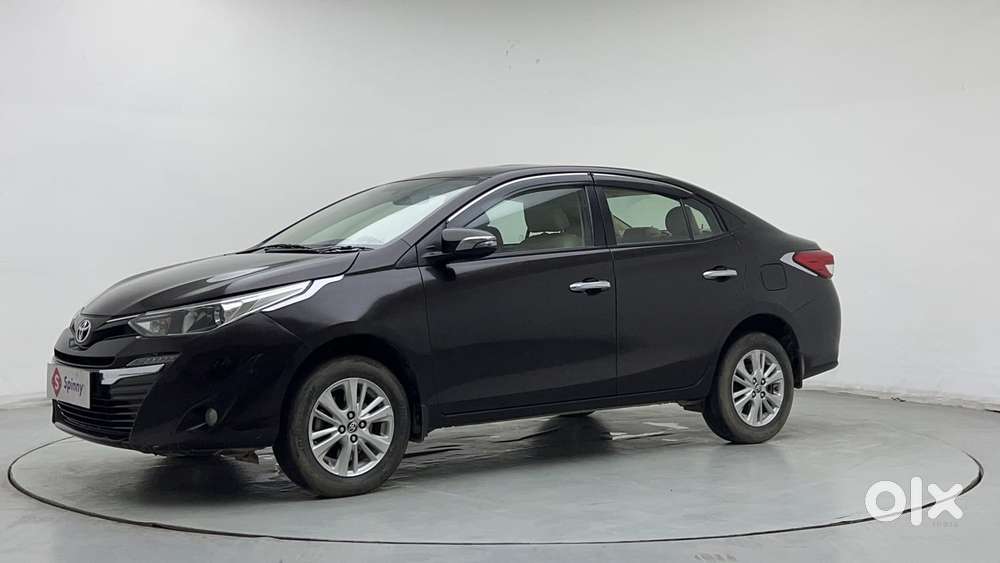 Toyota Yaris Ativ Vx Cvt, 2018, Petrol