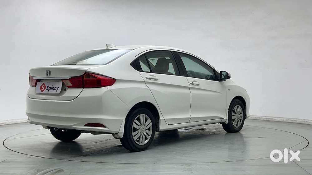 Honda City I-vtec Sv, 2015, Petrol
