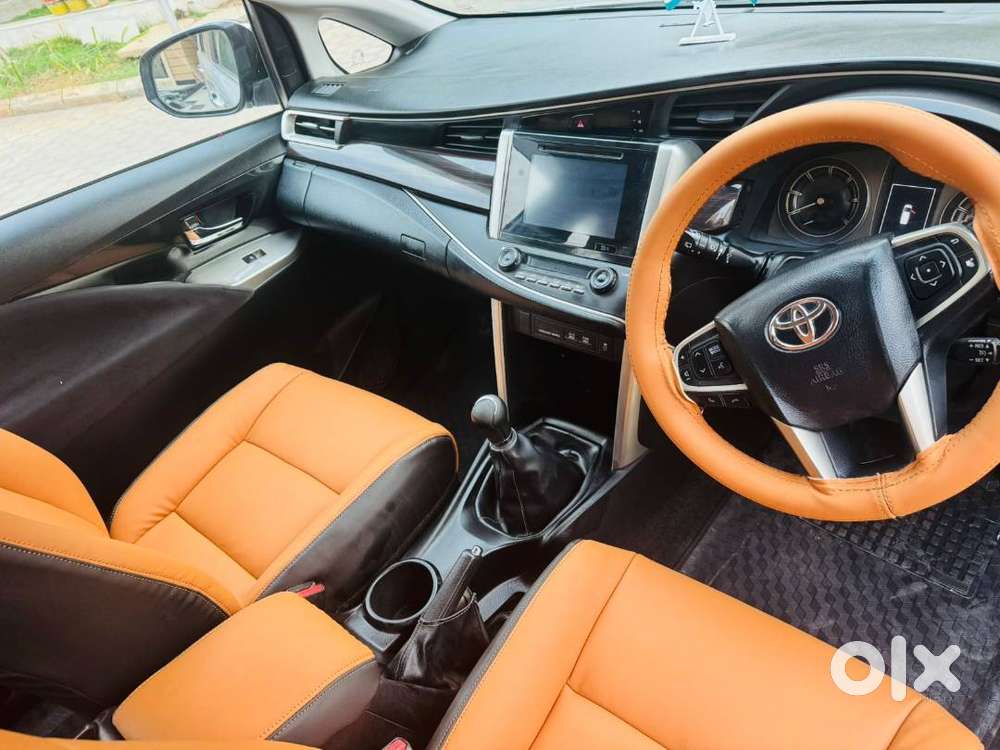 Toyota Innova Crysta 2018