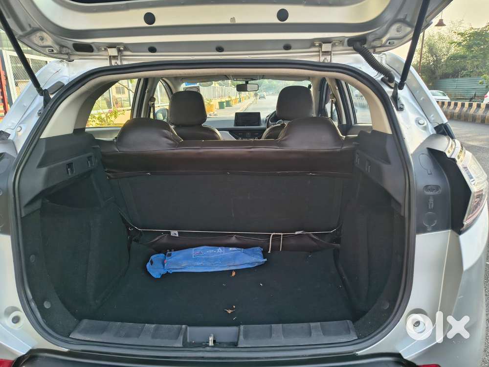 Tata Nexon 1.5 Revotorq Xm (s), 2019, Petrol