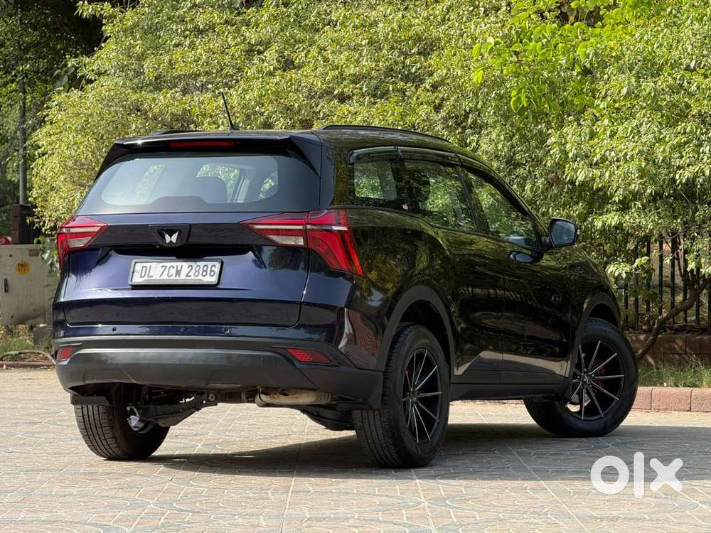 Mahindra Xuv700 Mx Petrol Mt 5 Str (e), 2024, Petrol