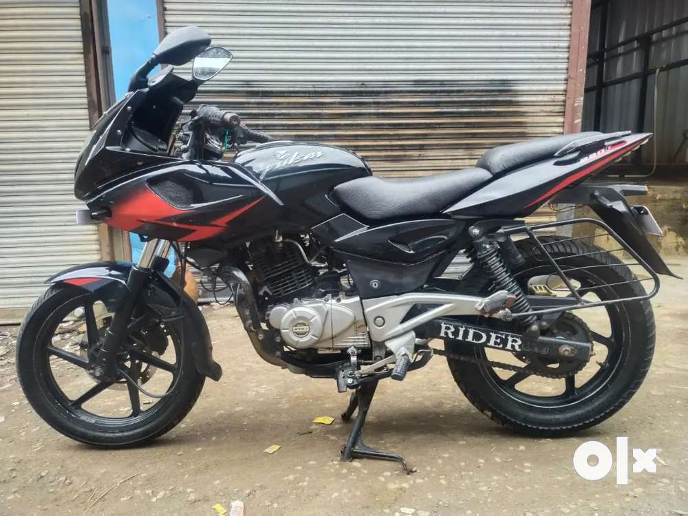 Pulsar 220 deals 1st model