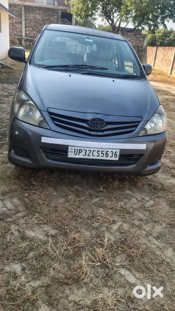 Toyota Innova 2009 Diesel 320000 Km Driven