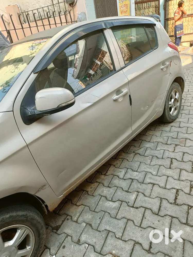 Hyundai I20 2011 Petrol With Cng Pass On Paper