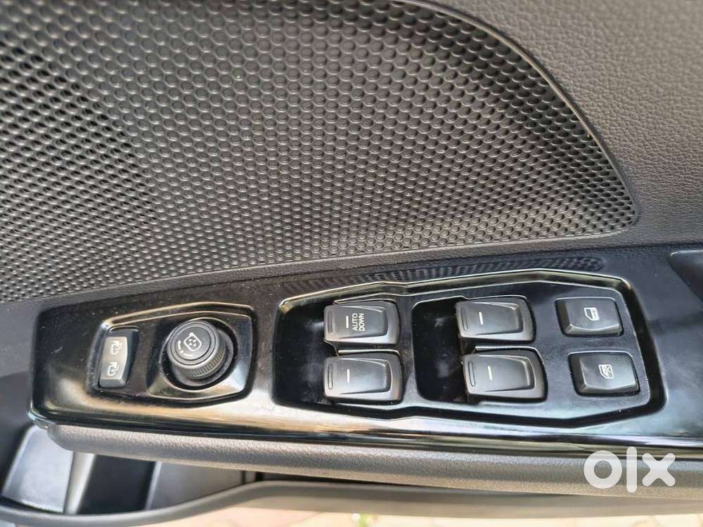 Mahindra Xuv400 Ev El Fast Charger, 2023, Electric