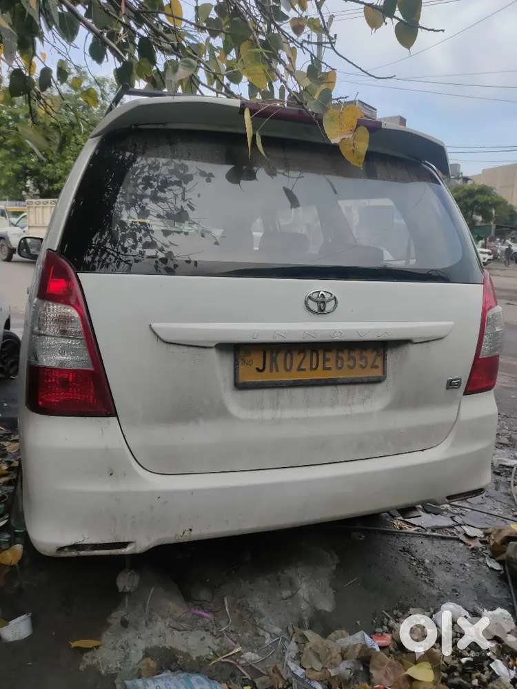 Toyota Innova 2014 Diesel 105553 Km Driven