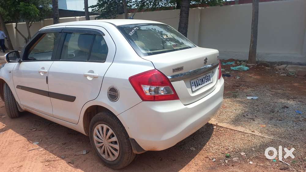 Maruti Suzuki Swift Dzire 1.2 Vxi Bsiv, 2015, Petrol
