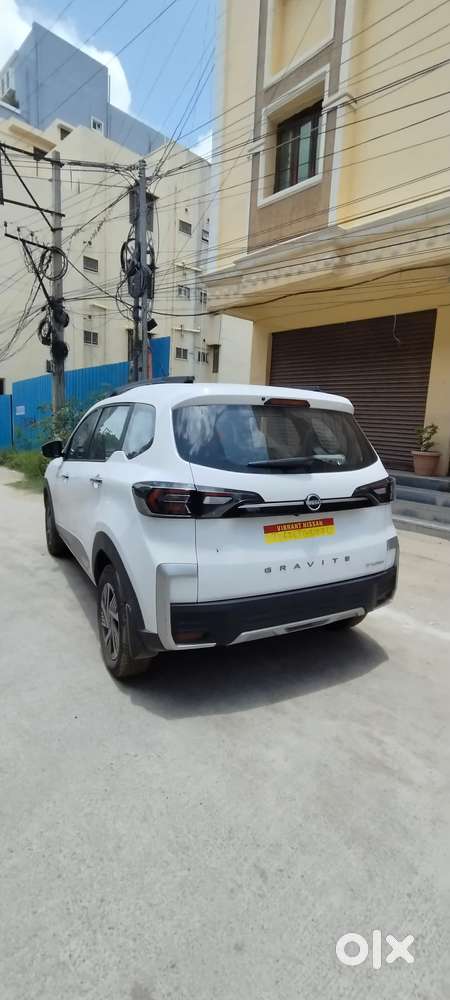 Nissan Gravite, 2026, Petrol