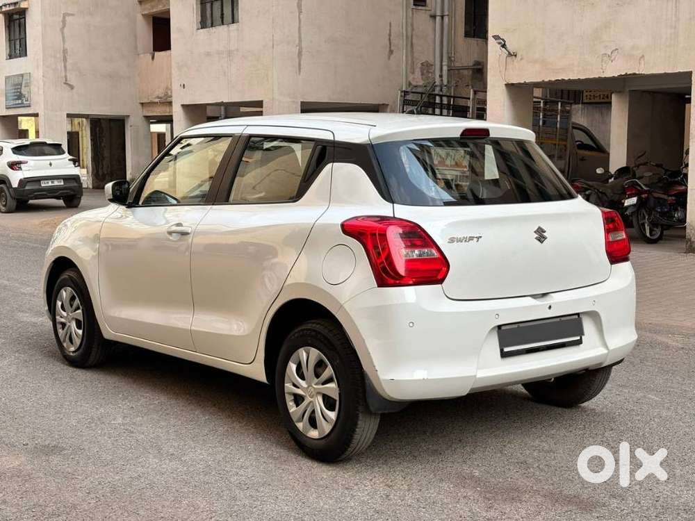 Maruti Suzuki Swift 1.2 Vxi (o), 2022, Petrol