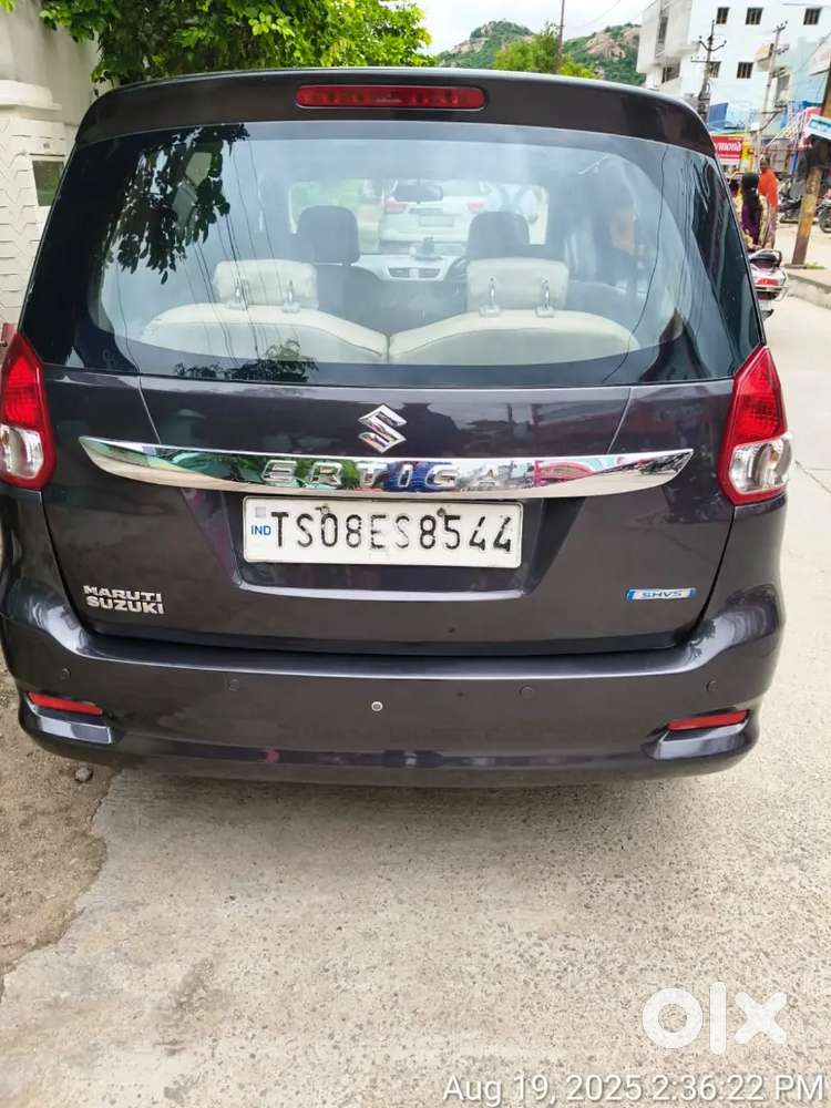 Maruti Suzuki Ertiga 2016 Diesel 130000 Km Driven