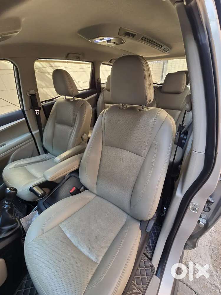 Mahindra Marazzo M6  Excellent Condition  Premium Accessories Fitted