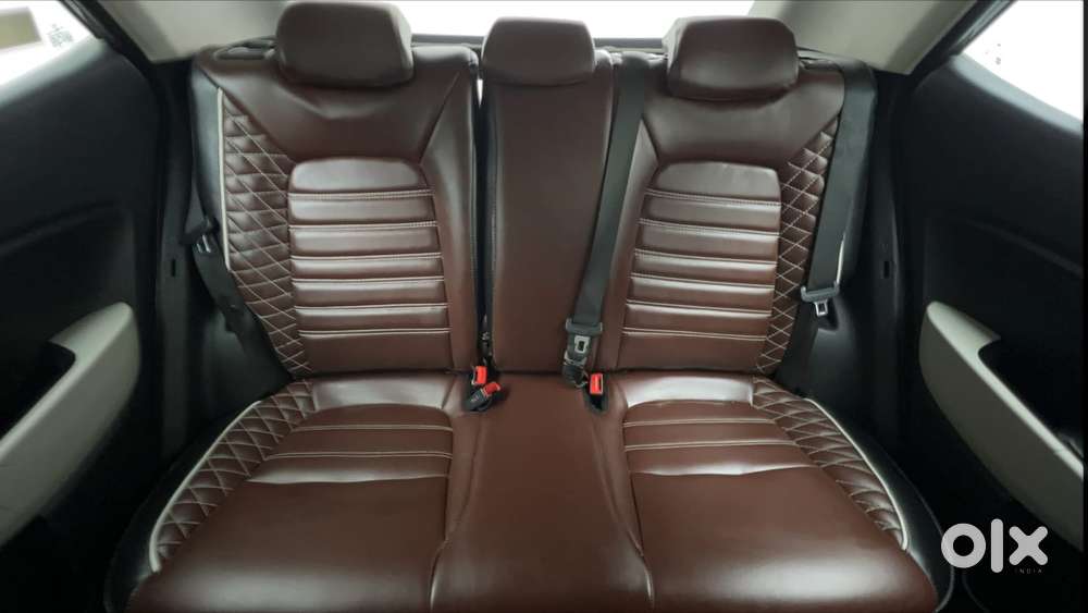 Hyundai Venue 1.2 S (o), 2024, Petrol