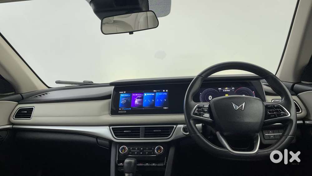 Mahindra Xuv700 2.0 Ax 7 Petrol At Luxury Pack Str, 2022, Petrol