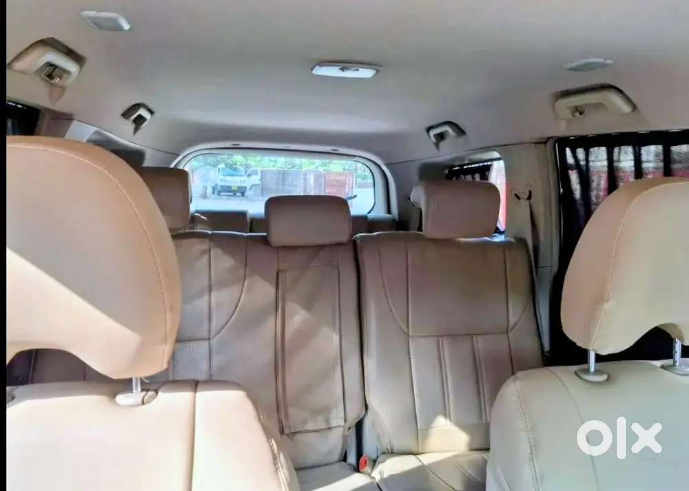 Mahindra Xuv500 2017 Diesel Well Maintained With Android Play & Camera