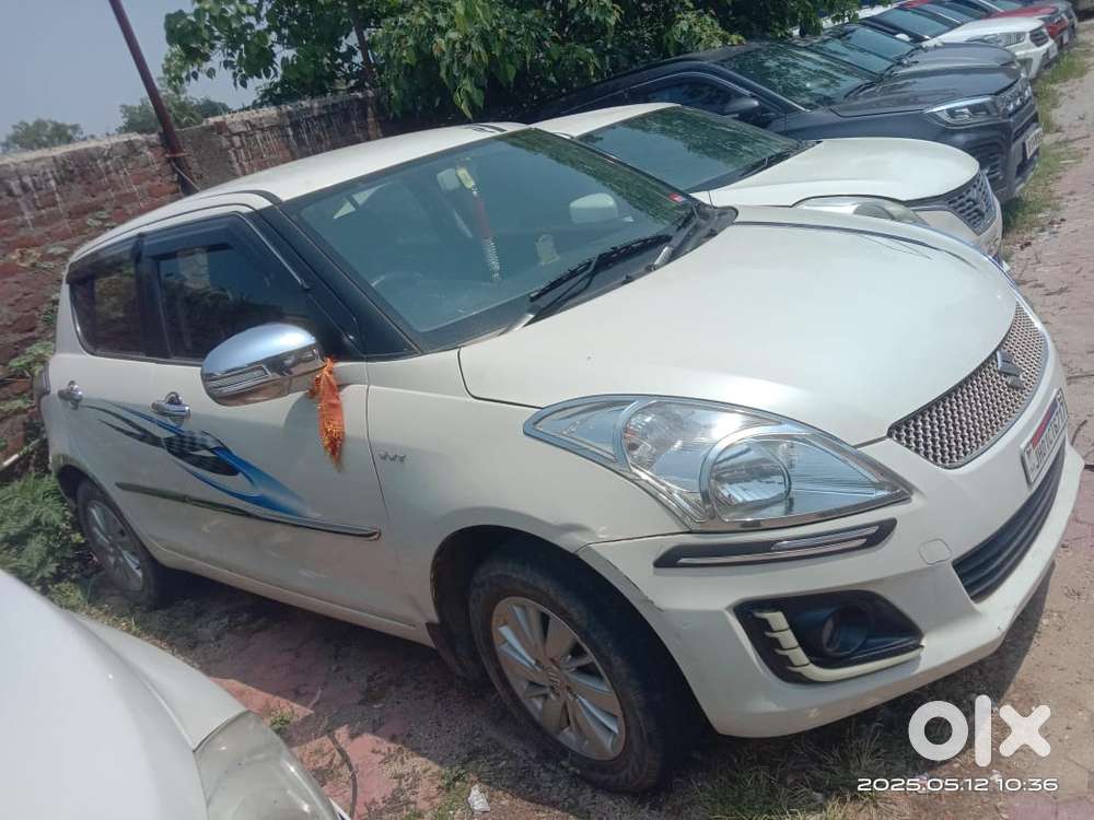 Maruti Suzuki Swift Vxi Abs Bsiv, 2017, Petrol
