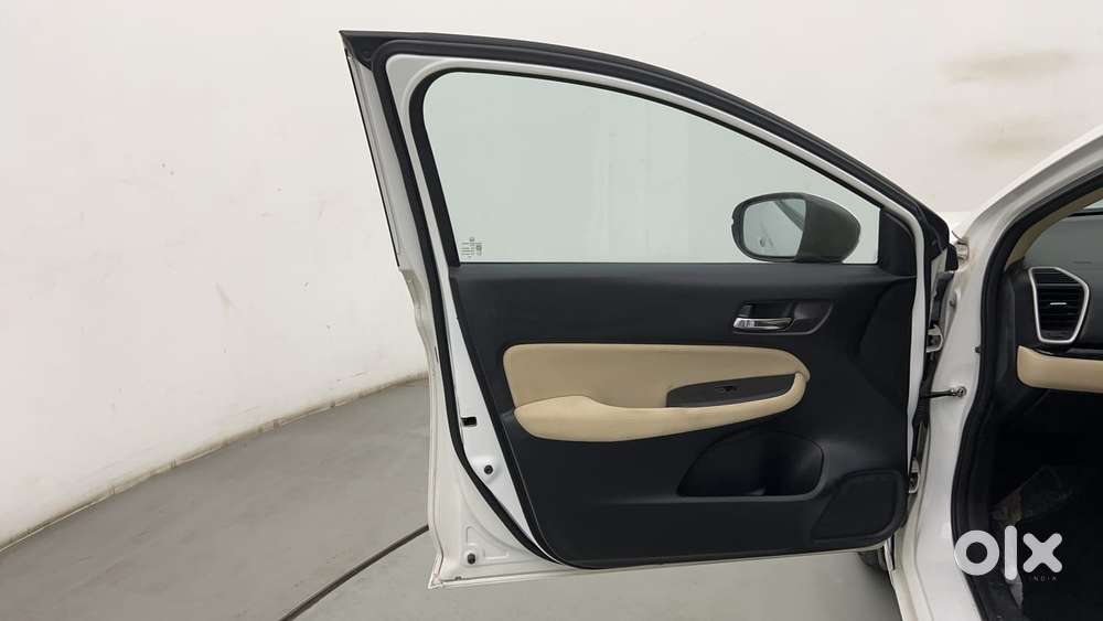 Honda City I-vtec Cvt V, 2022, Petrol