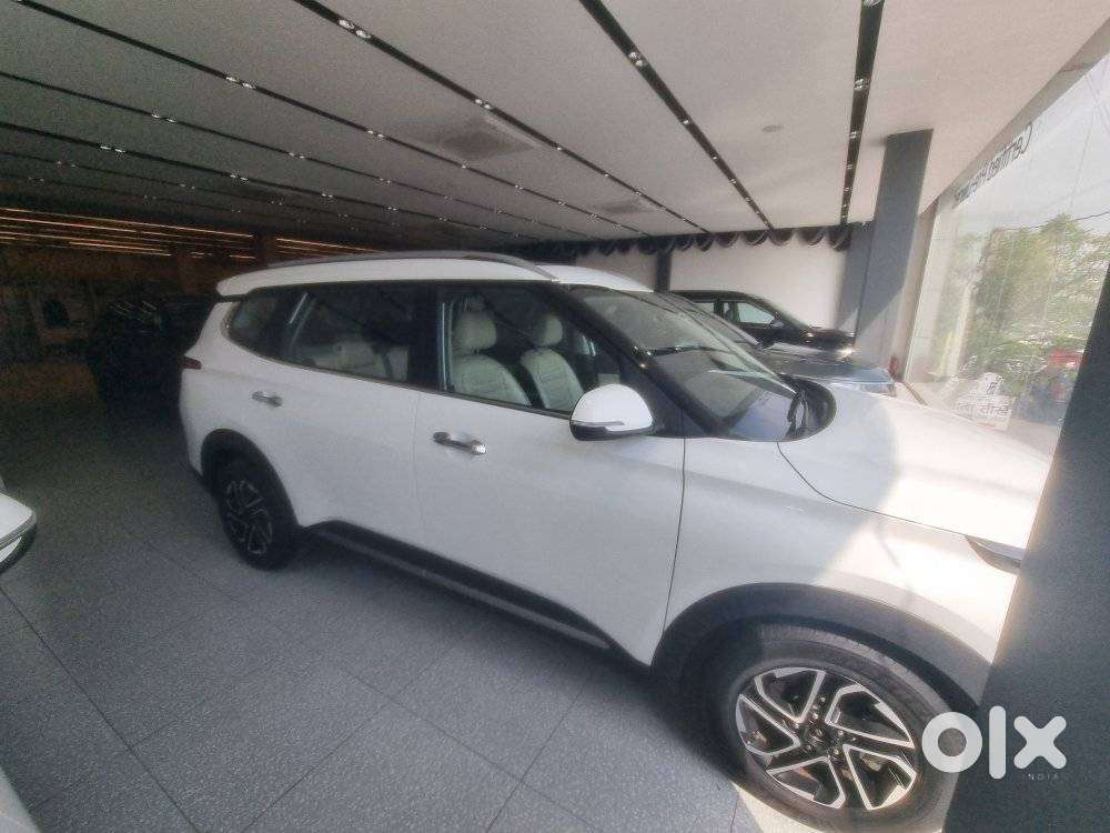 Kia Carens 1.5 Luxury Plus Turbo Dct, 2024, Petrol