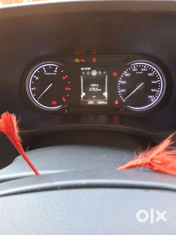 Good Condition, Fancy Number, No Accident 7 Seating Capacity