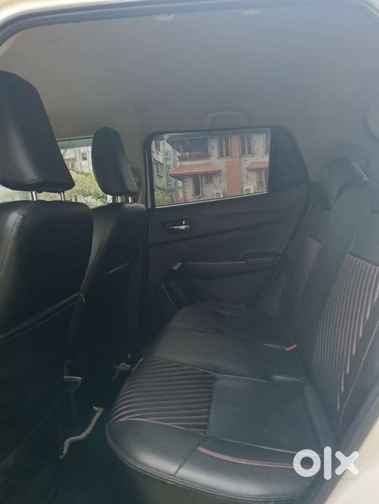 Maruti Suzuki Swift Vxi + Manual, 2023, Petrol