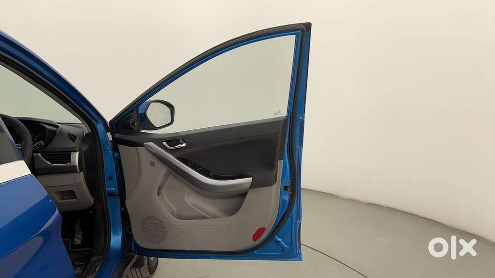 Tata Nexon 1.2 Revotron Xz Plus, 2018, Petrol