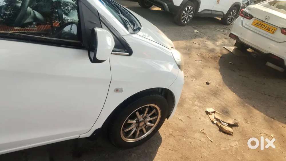 Honda Brio 2012 Petrol Well Maintained