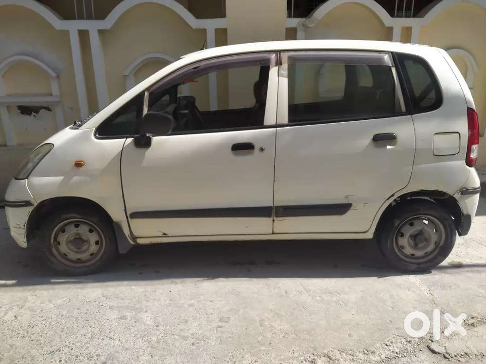Maruti Suzuki Zen Estilo 2009