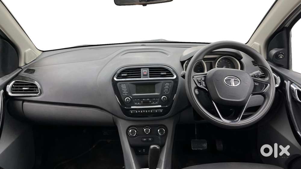 Tata Tigor Xza, 2018, Petrol