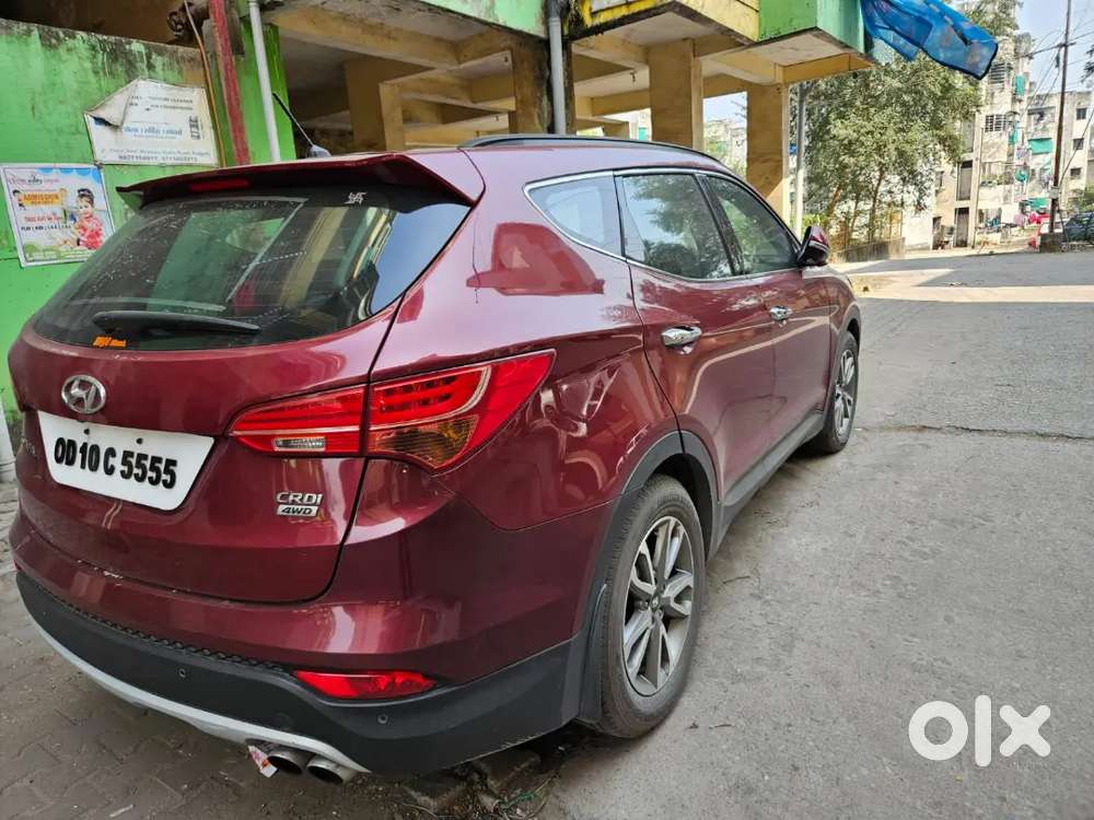 Hyundai Santa Fe Top Model, Luxury Big Seven Seater Car