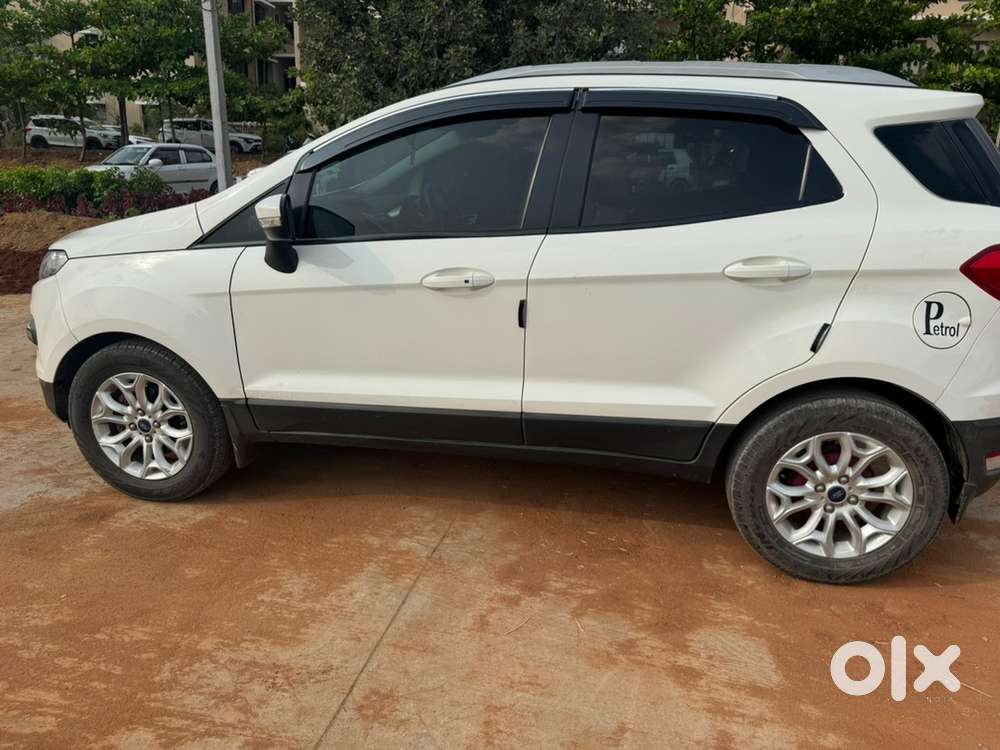 Ford Ecosport Petrol 2016