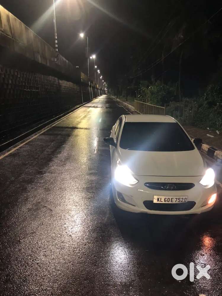 Hyundai Verna 1.6 Sx 2012